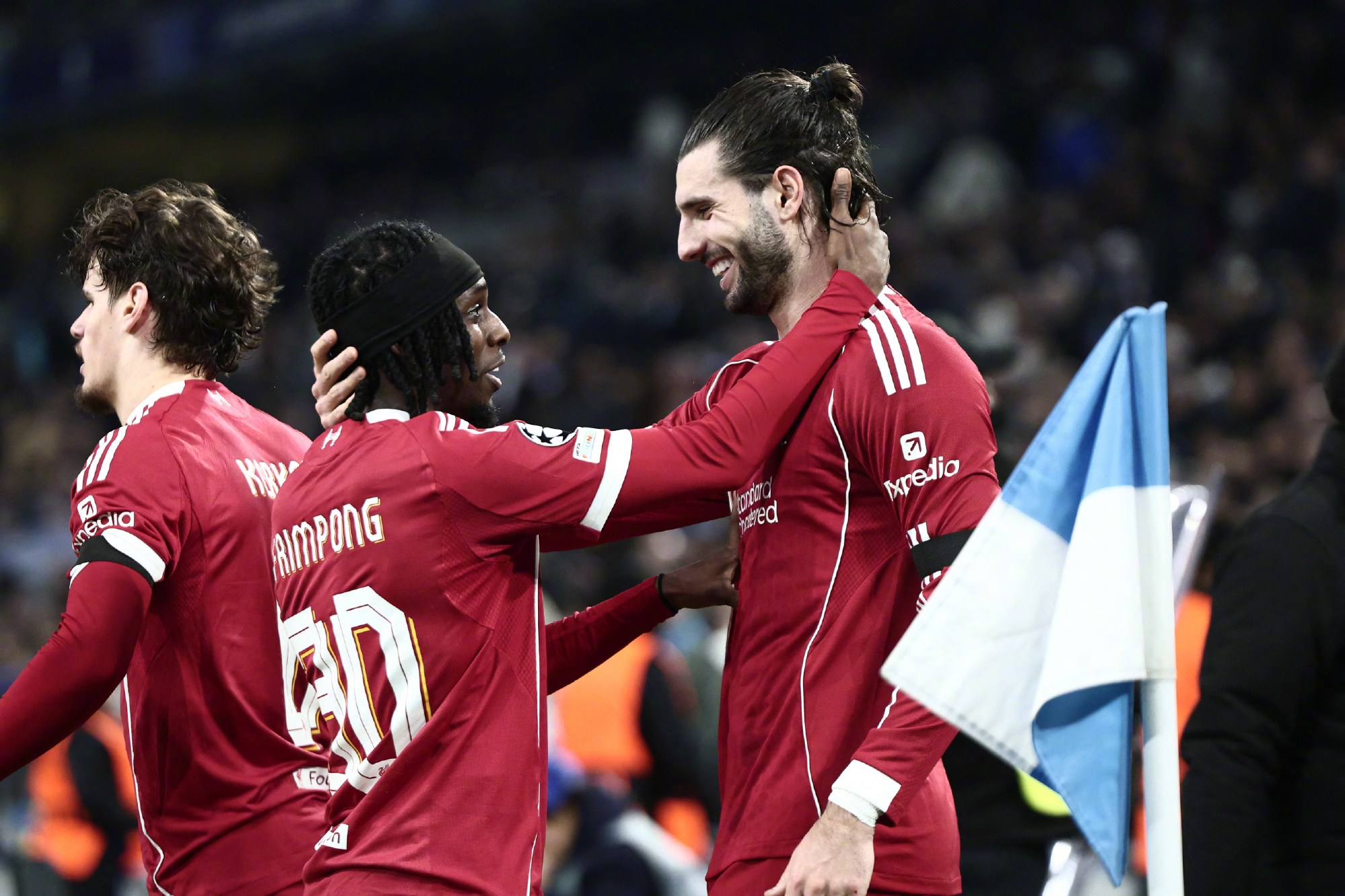 lol主题包-关于利物浦迎欧超杯关键赛，转会期战术微调，球迷炸锅，控场能力受关注的信息